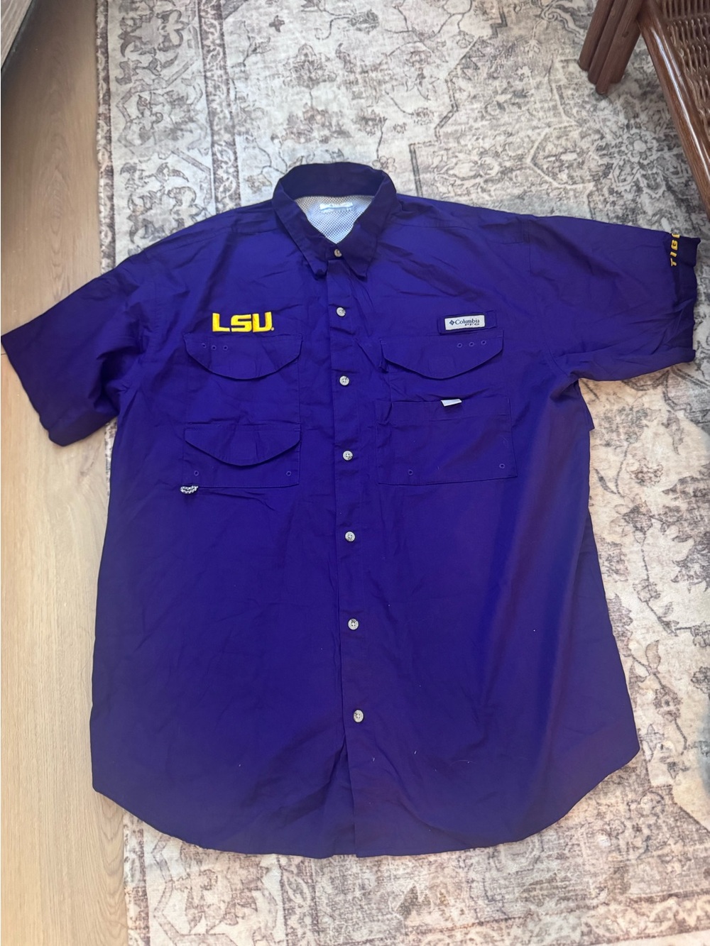 Columbia PFG LSU Short Sleeve Button Up  Shirt Mens Size L